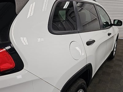 2016 Jeep Cherokee Sport