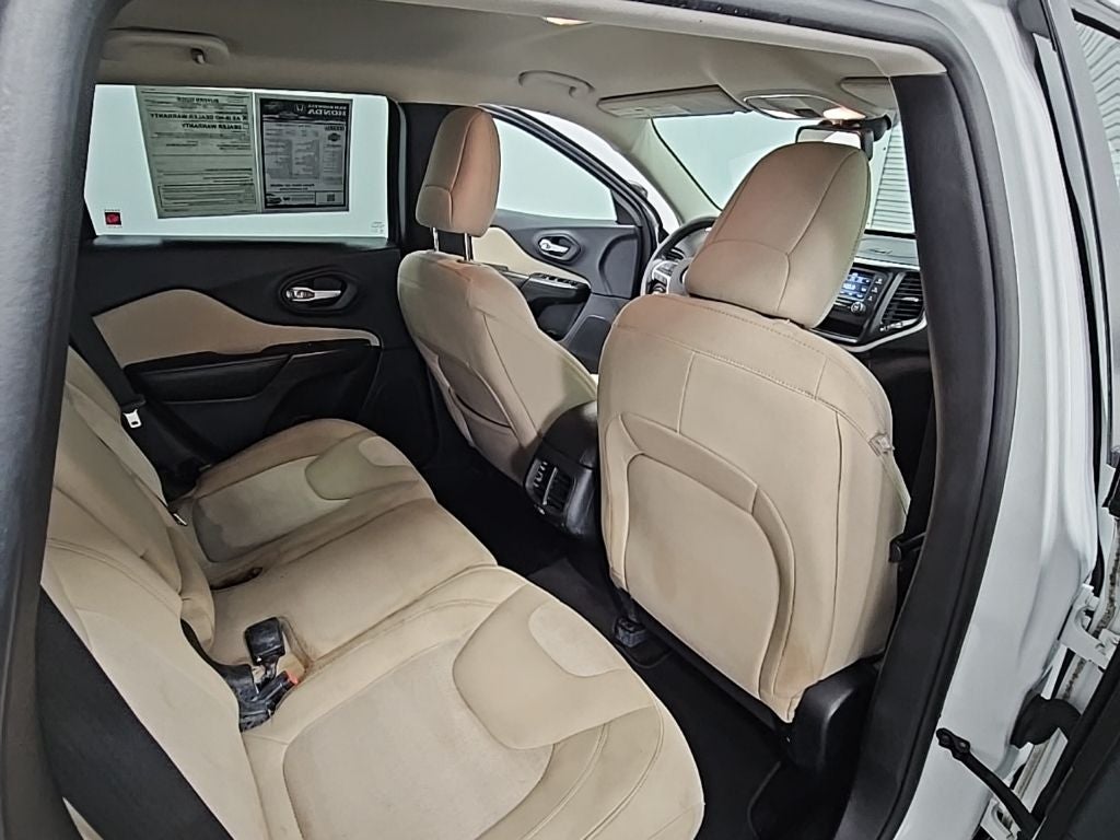 2016 Jeep Cherokee Sport