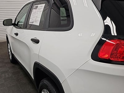 2016 Jeep Cherokee Sport