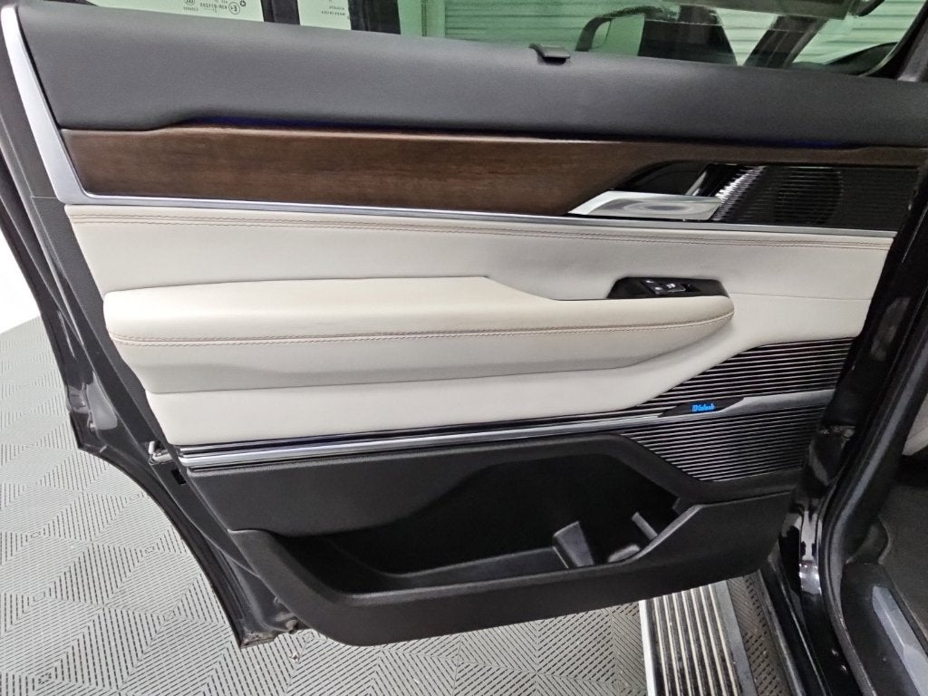 2022 Jeep Grand Wagoneer Series I