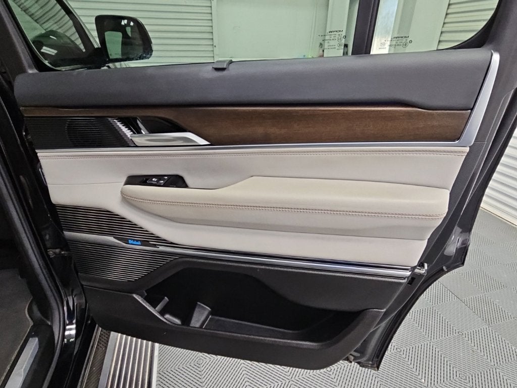 2022 Jeep Grand Wagoneer Series I