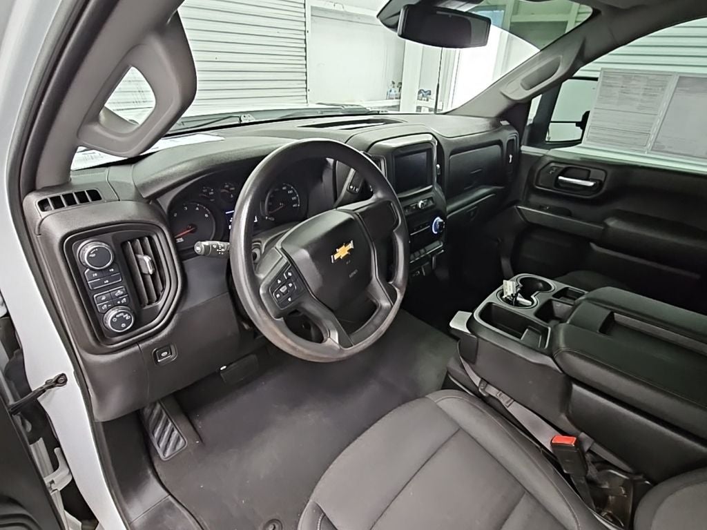 2024 Chevrolet Silverado 2500HD Custom