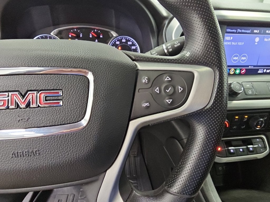 2022 GMC Acadia SLE