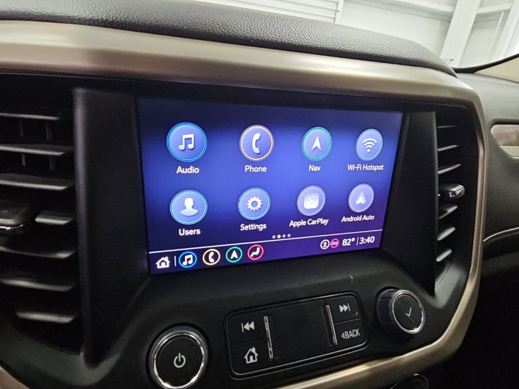 2023 GMC Acadia Denali