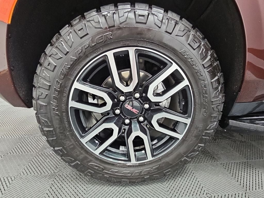 2023 GMC Yukon AT4