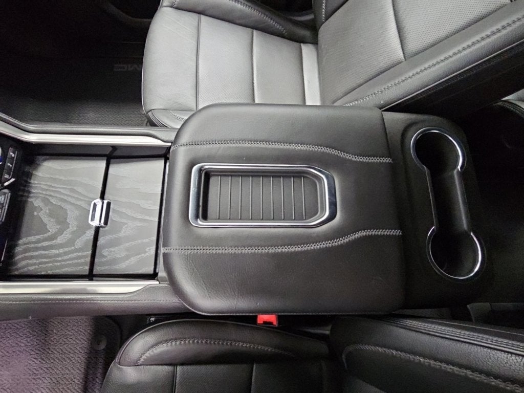 2023 GMC Yukon Denali - Photo 25
