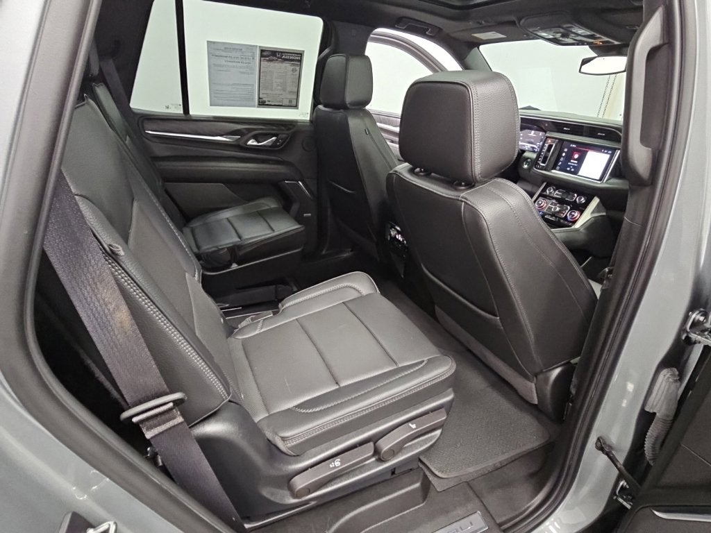 2023 GMC Yukon Denali - Photo 44