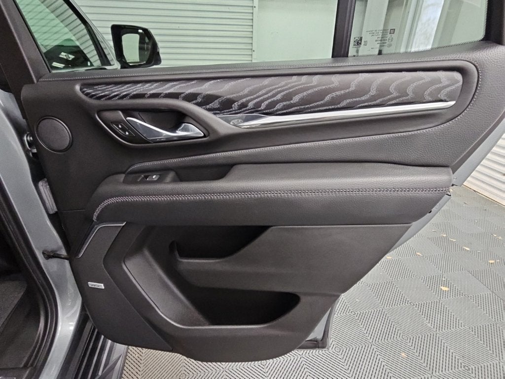 2023 GMC Yukon Denali - Photo 45