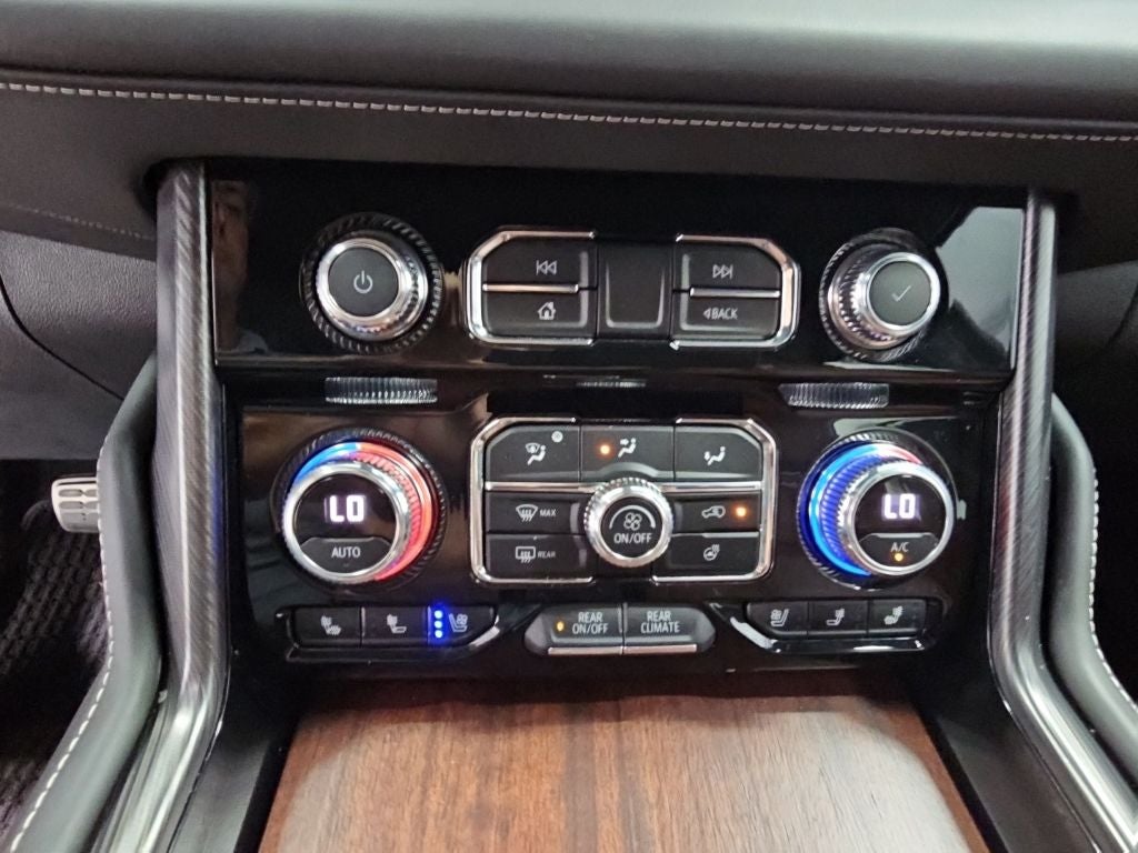 2023 GMC Yukon XL Denali Ultimate