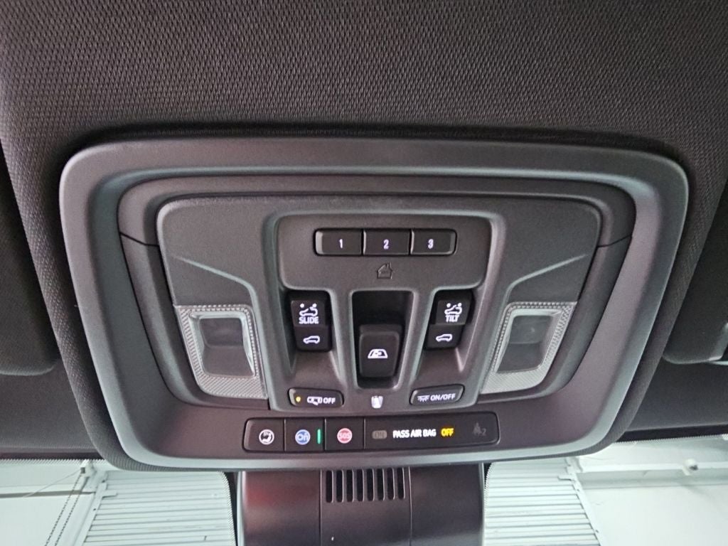 2025 GMC Sierra 2500HD AT4