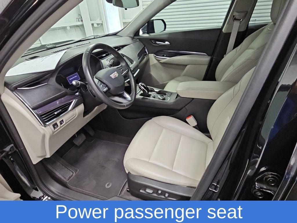 2023 Cadillac XT4 Luxury