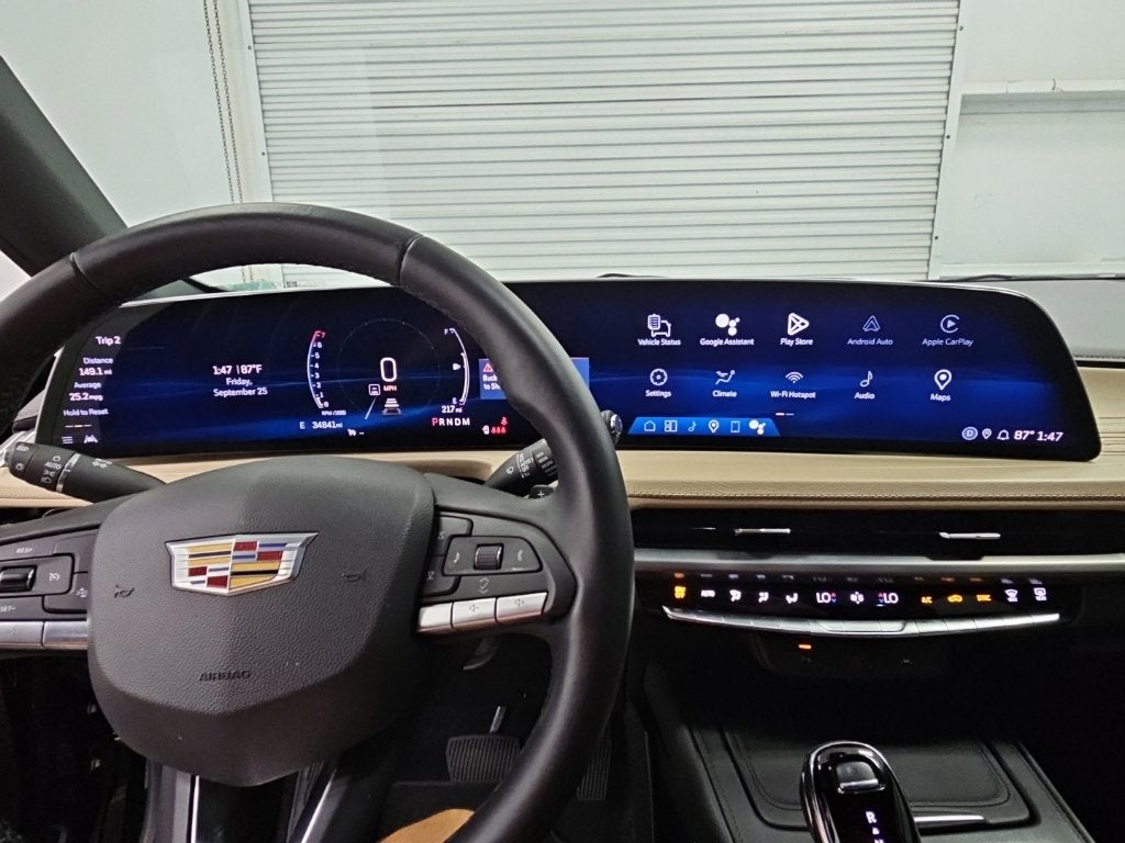 2024 Cadillac XT4 Premium Luxury