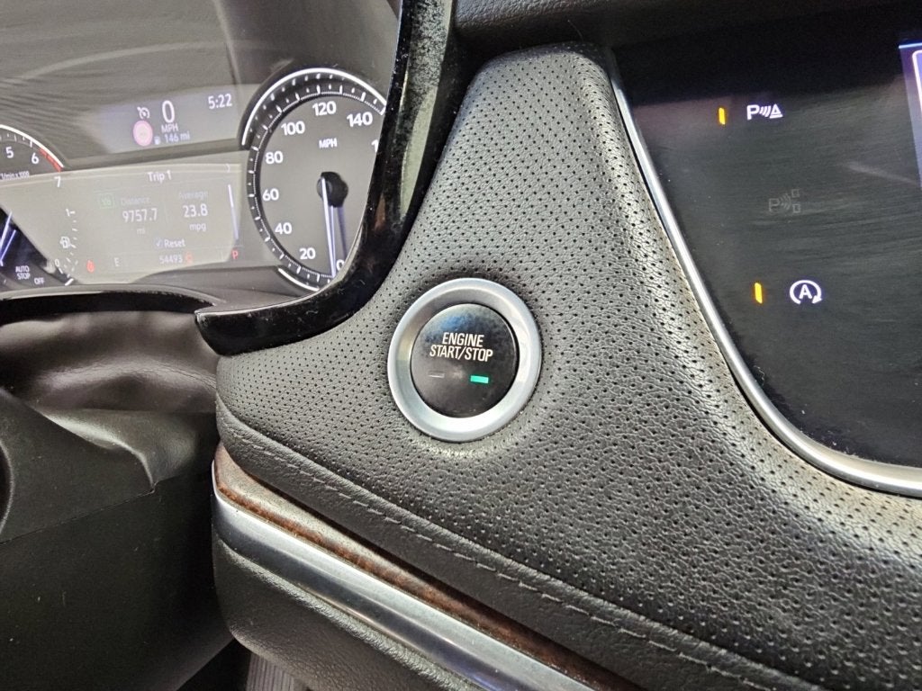2020 Cadillac XT5 Premium Luxury
