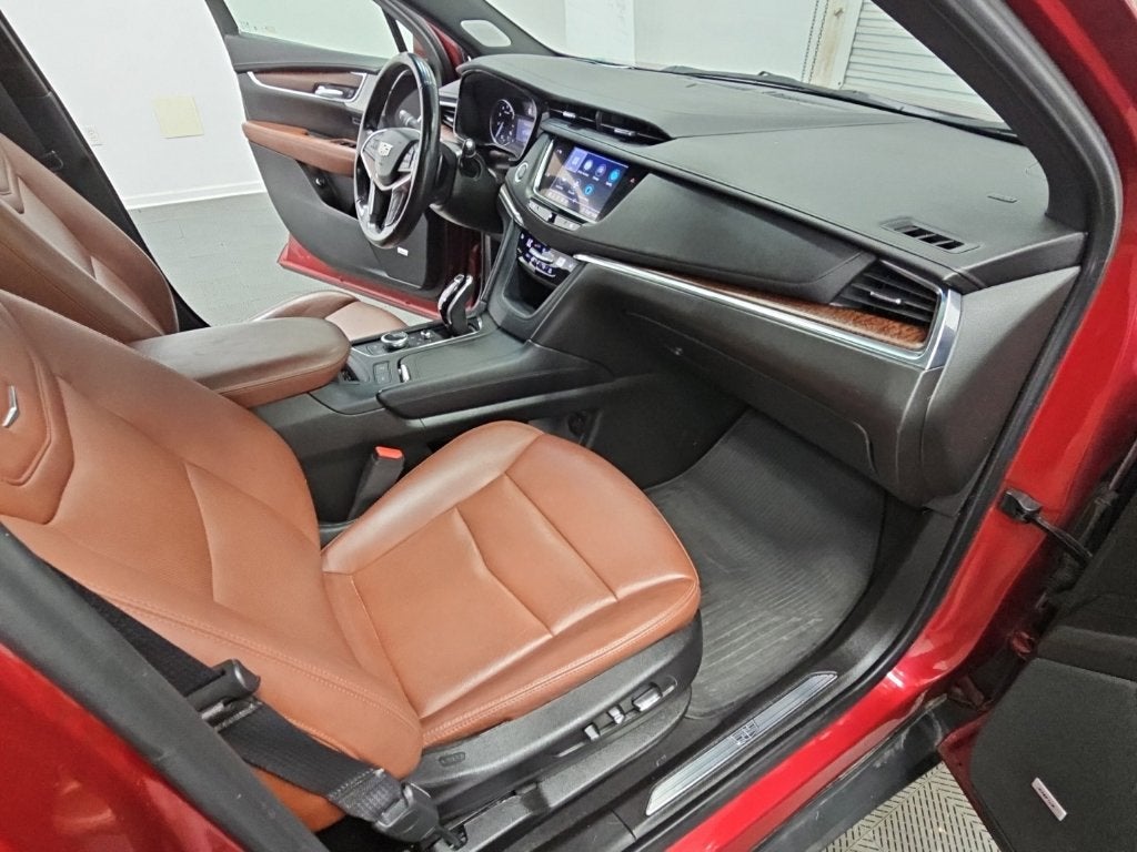 2020 Cadillac XT5 Premium Luxury