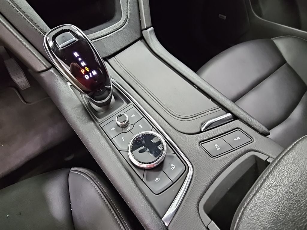 2023 Cadillac XT6 Luxury