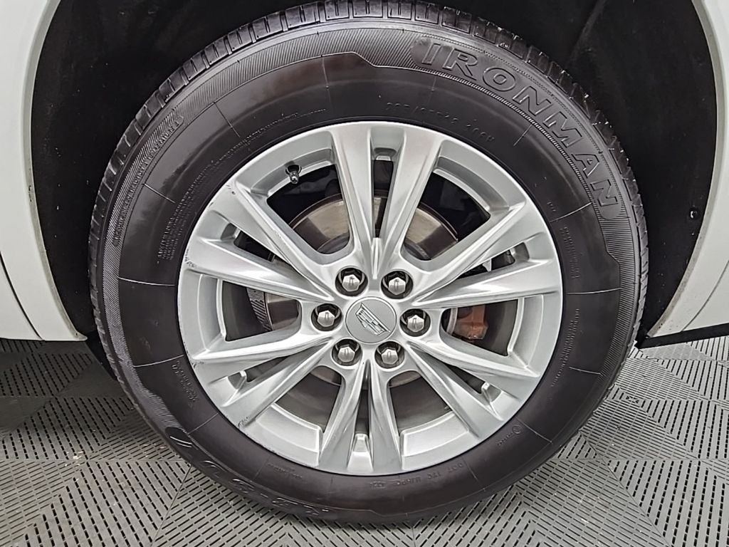 2023 Cadillac XT6 Luxury