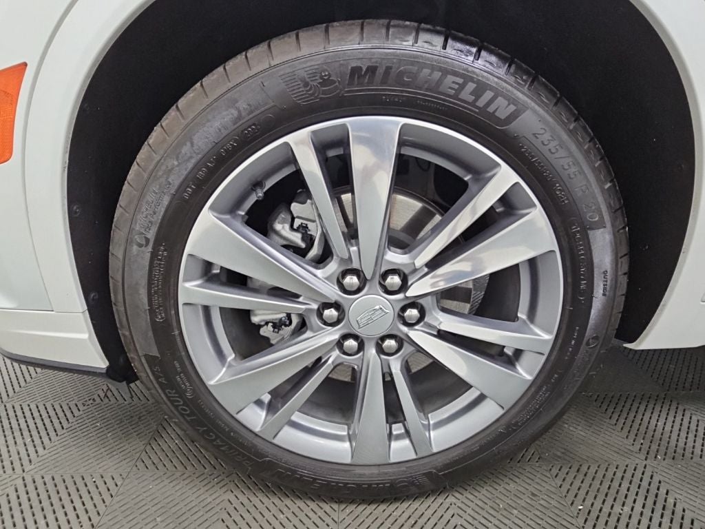 2024 Cadillac XT6 Premium Luxury