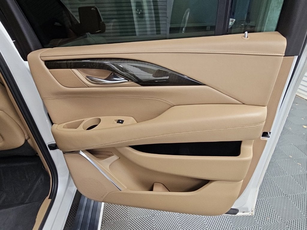 2019 Cadillac Escalade ESV Platinum Edition