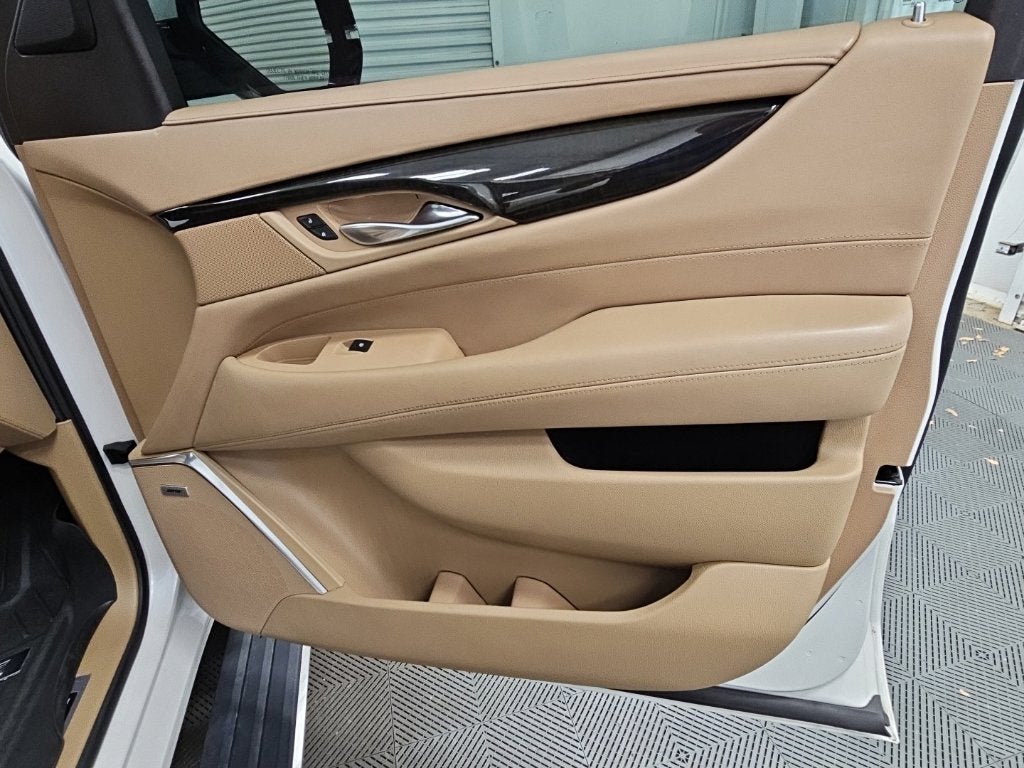 2019 Cadillac Escalade ESV Platinum Edition