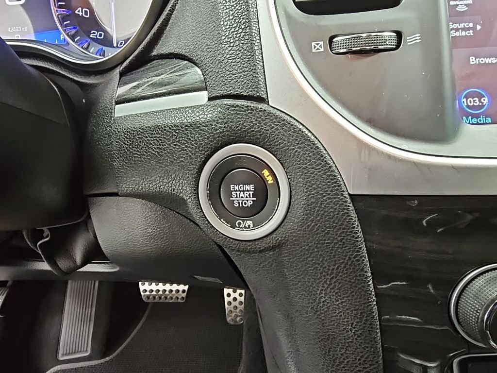 2022 Chrysler 300 Touring