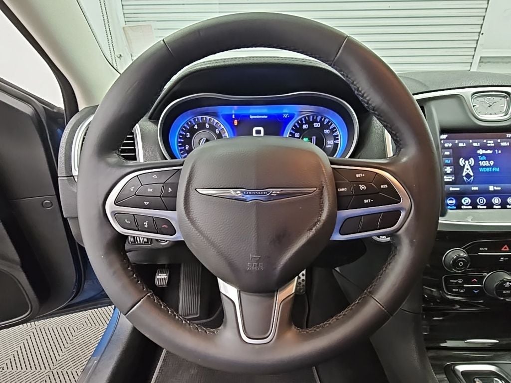 2022 Chrysler 300 Touring