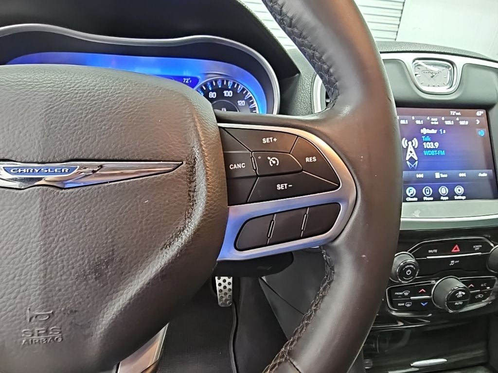 2022 Chrysler 300 Touring