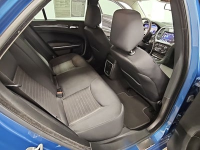 2022 Chrysler 300 Touring