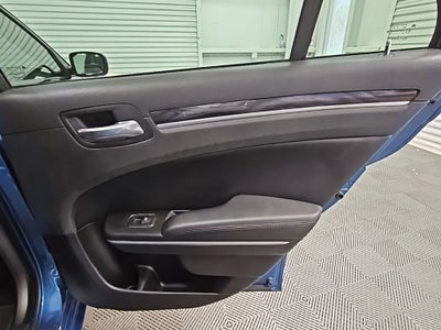 2022 Chrysler 300 Touring