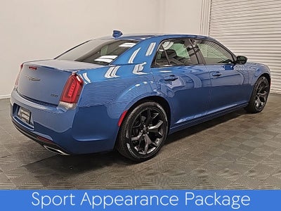 2022 Chrysler 300 Touring