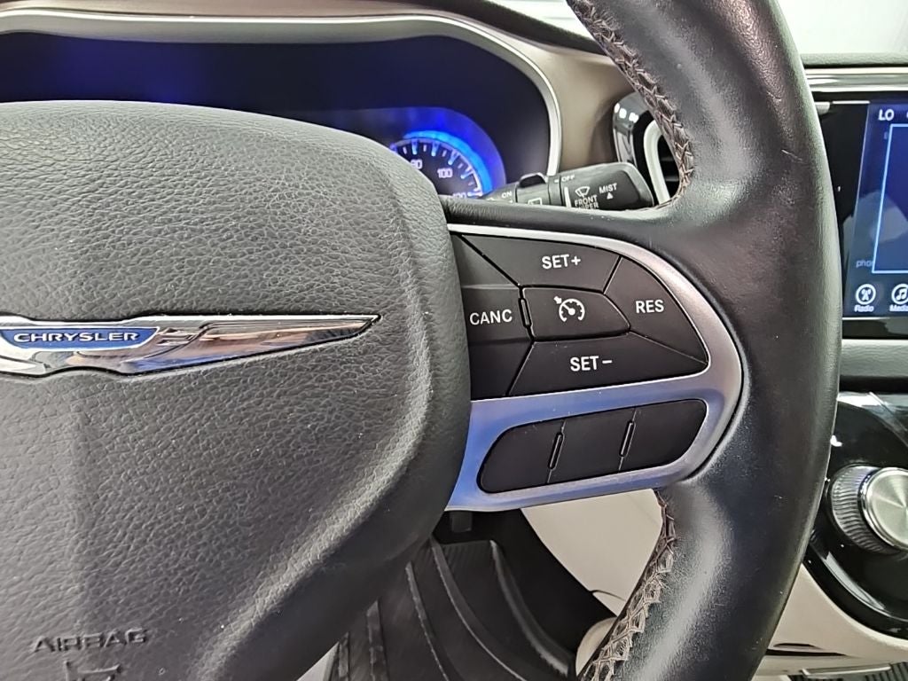 2017 Chrysler Pacifica Touring L