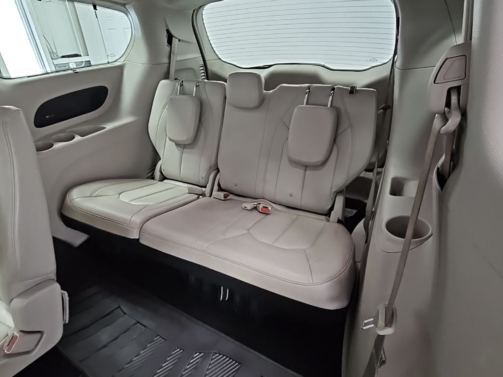 2017 Chrysler Pacifica Touring L