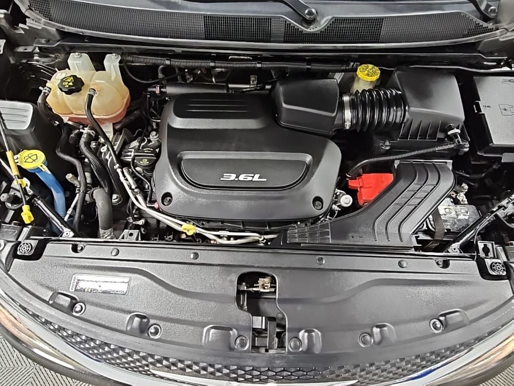 2017 Chrysler Pacifica Touring L