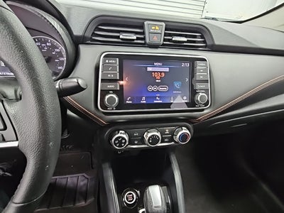 2021 Nissan Versa 1.6 SR