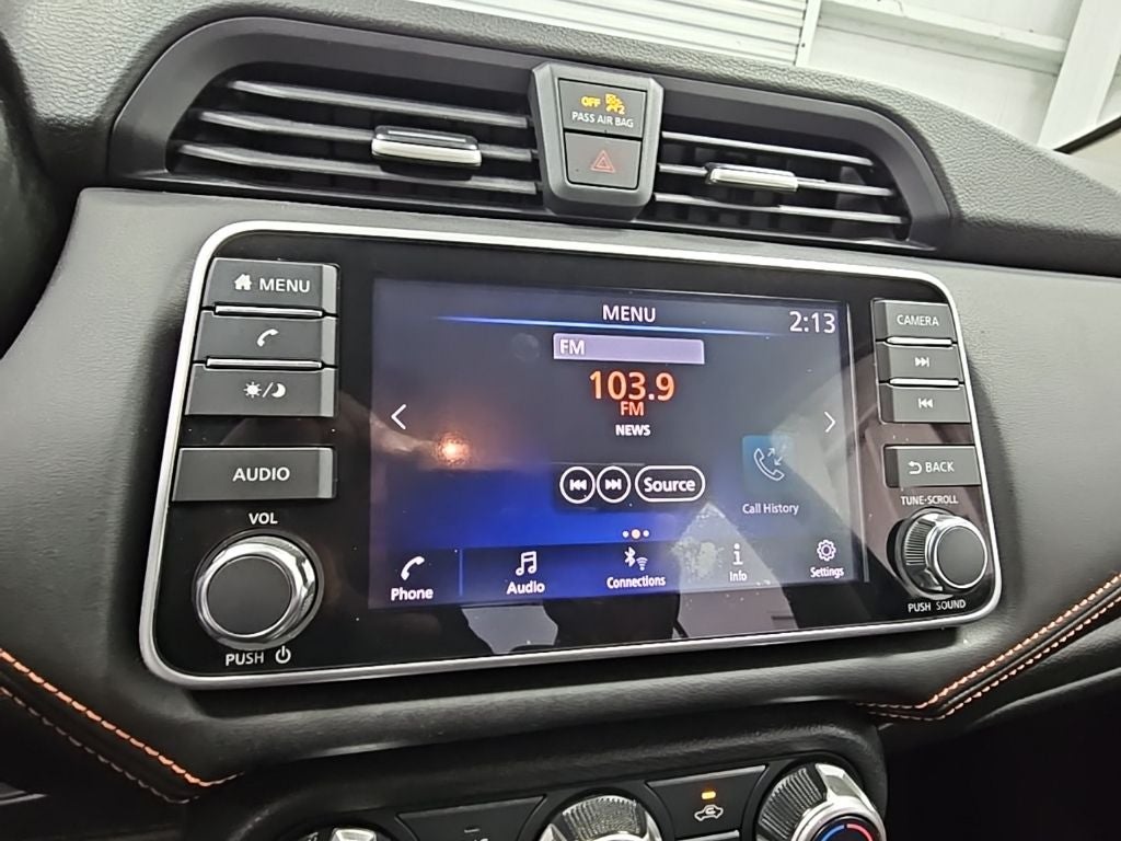 2021 Nissan Versa 1.6 SR