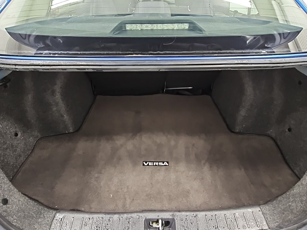 2021 Nissan Versa 1.6 SR