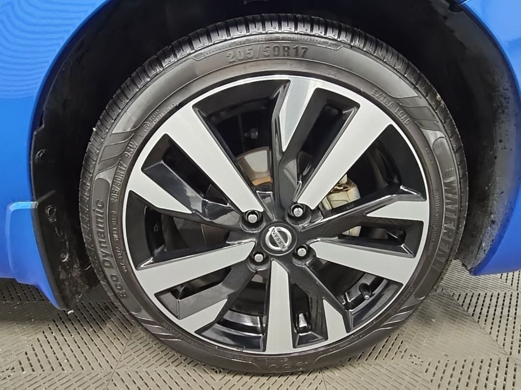 2021 Nissan Versa 1.6 SR