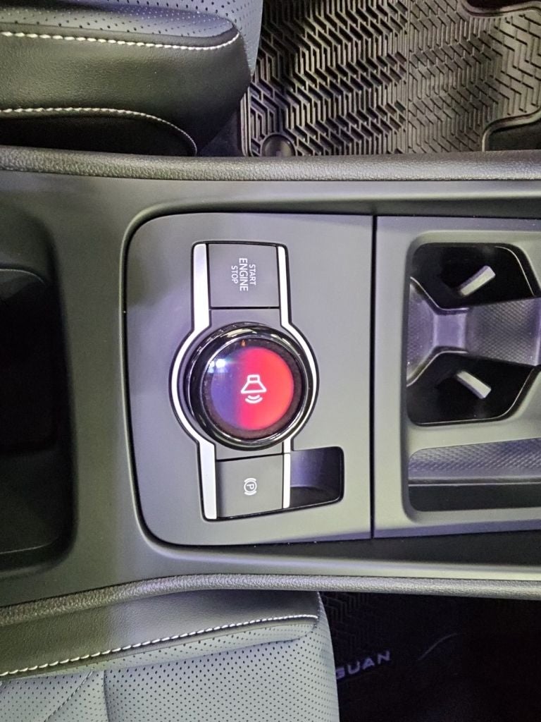 2025 Volkswagen Tiguan 2.0T SE R-Line Black