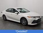 2022 Toyota Camry Hybrid XLE