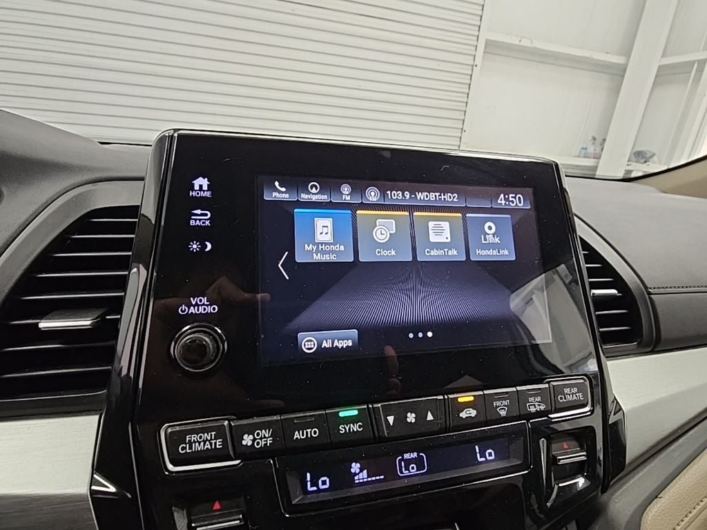 2019 Honda Odyssey EX-L w/Navigation and Rear Entertainment System