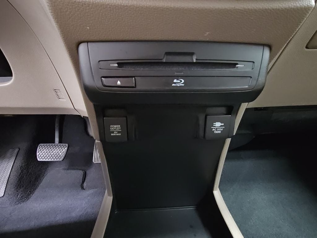 2019 Honda Odyssey EX-L w/Navigation and Rear Entertainment System