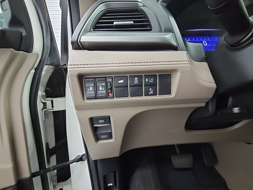 2019 Honda Odyssey EX-L w/Navigation and Rear Entertainment System