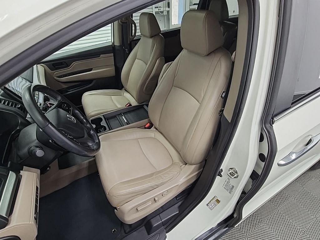 2019 Honda Odyssey EX-L w/Navigation and Rear Entertainment System