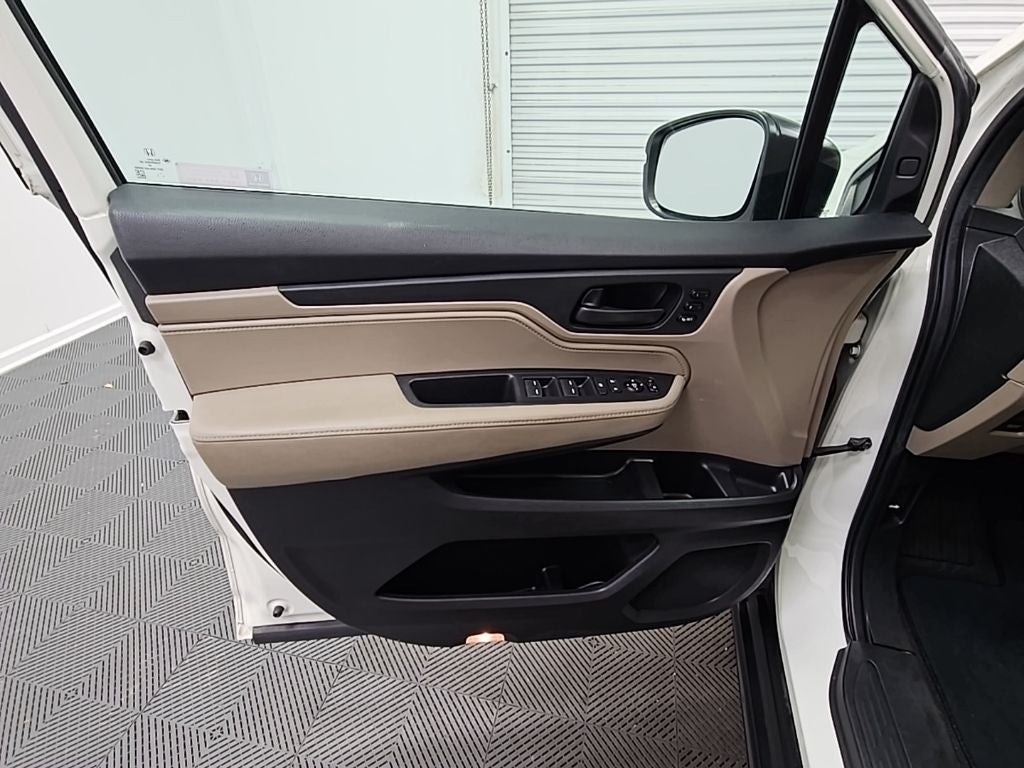2019 Honda Odyssey EX-L w/Navigation and Rear Entertainment System