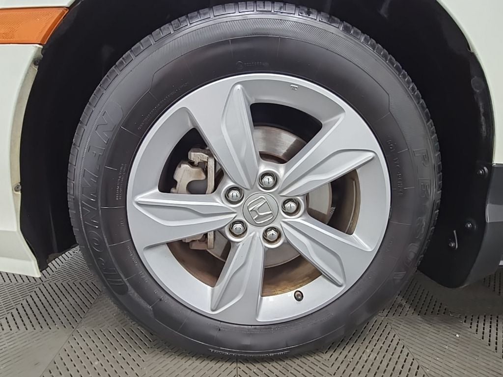 2019 Honda Odyssey EX-L w/Navigation and Rear Entertainment System