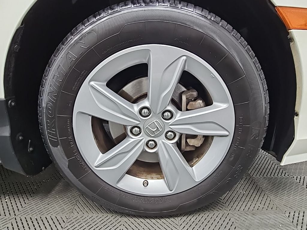 2019 Honda Odyssey EX-L w/Navigation and Rear Entertainment System