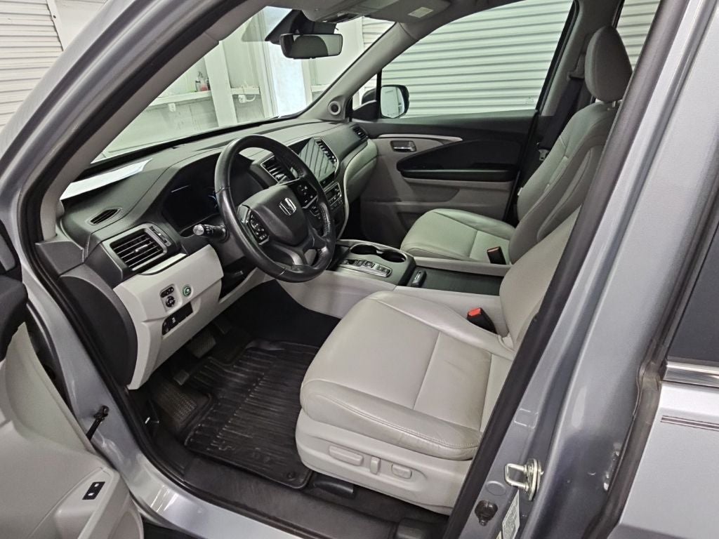 2021 Honda Pilot EX-L - Photo 11