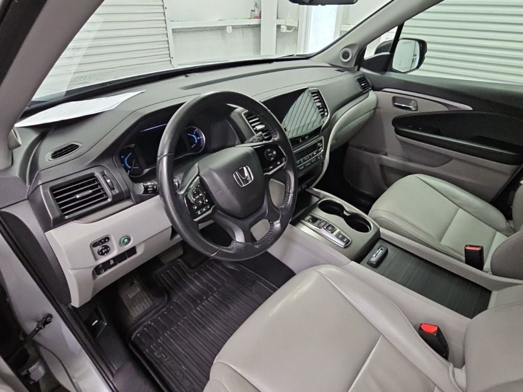 2021 Honda Pilot EX-L - Photo 12