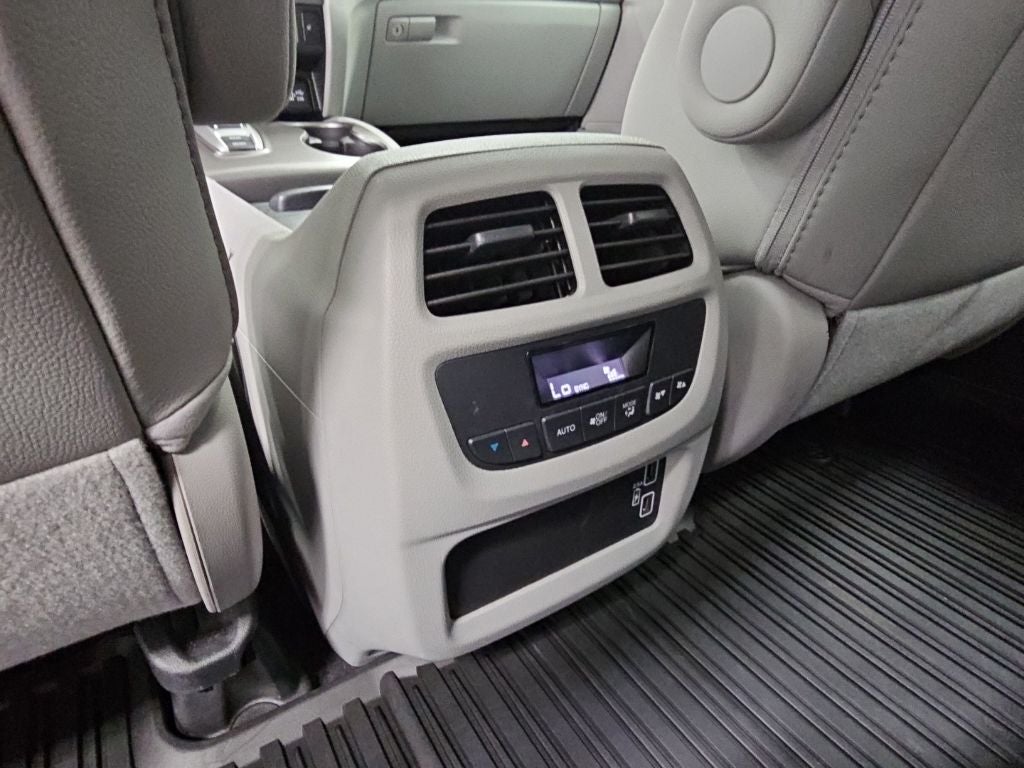 2021 Honda Pilot EX-L - Photo 32