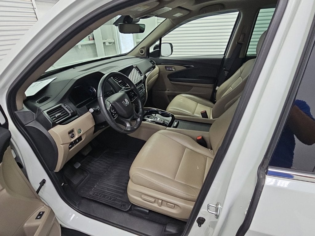2022 Honda Pilot Touring 7 Passenger