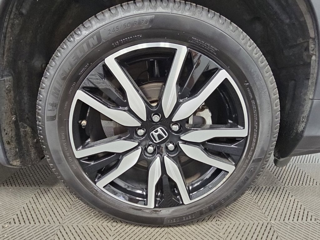2022 Honda Pilot Touring 7 Passenger